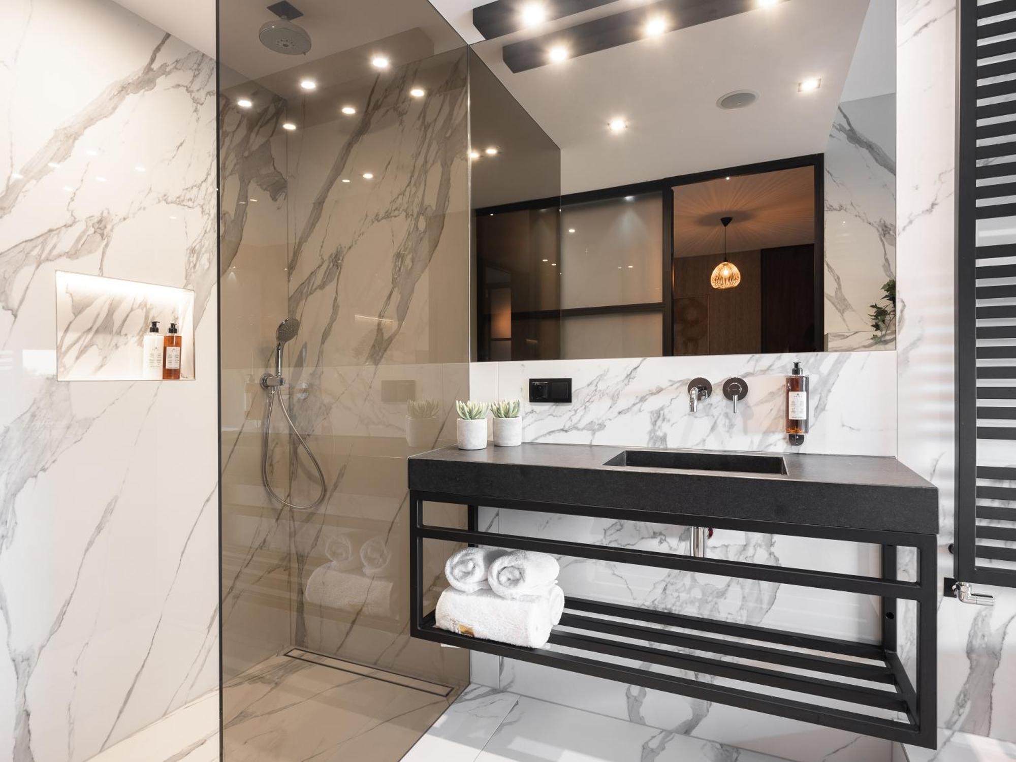 Art Penthouse With Jacuzzi - Krakow Center Apartment Ngoại thất bức ảnh