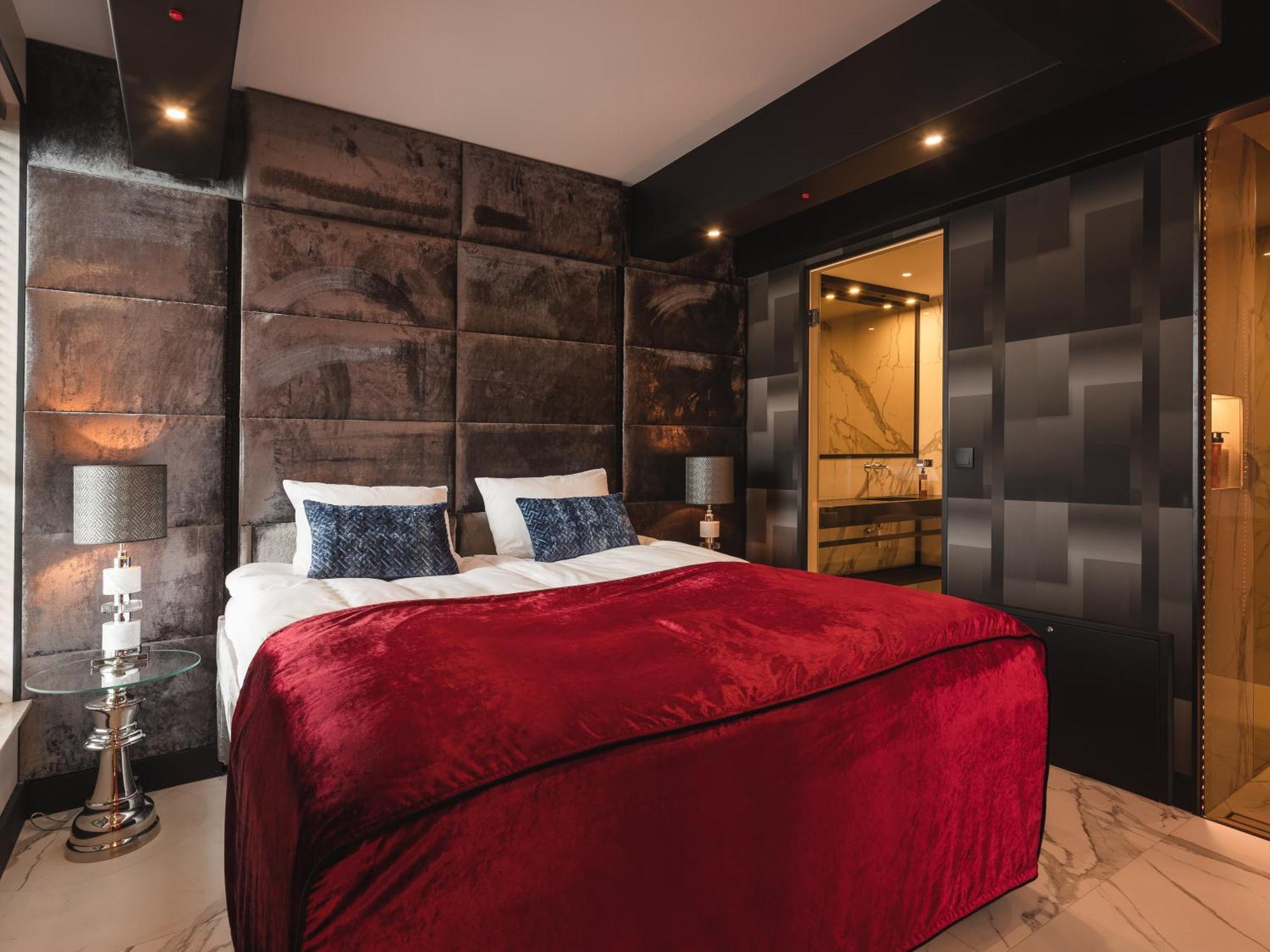 Art Penthouse With Jacuzzi - Krakow Center Apartment Phòng bức ảnh